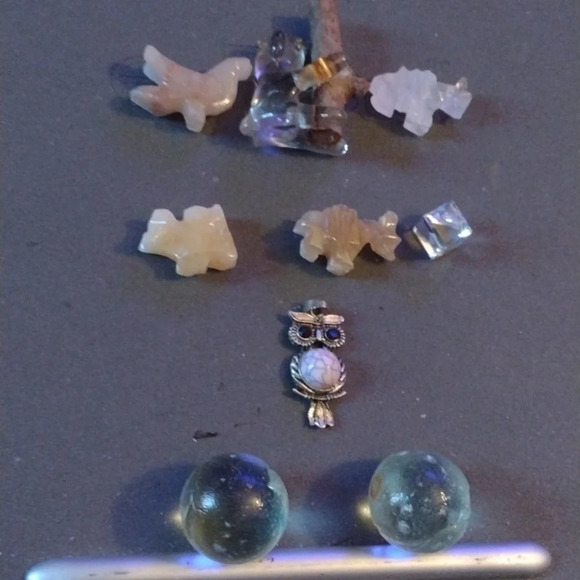 Natural Stone and Glass Figures& Antique Marbles - Picture 1 of 4